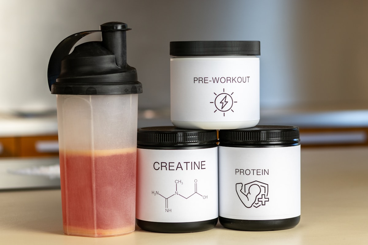Macronutrient tracking and dietary balance